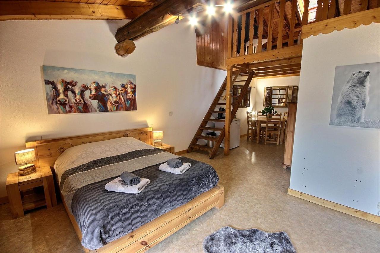 Appartamento Les Balcons Du Molliebon Séez Esterno foto