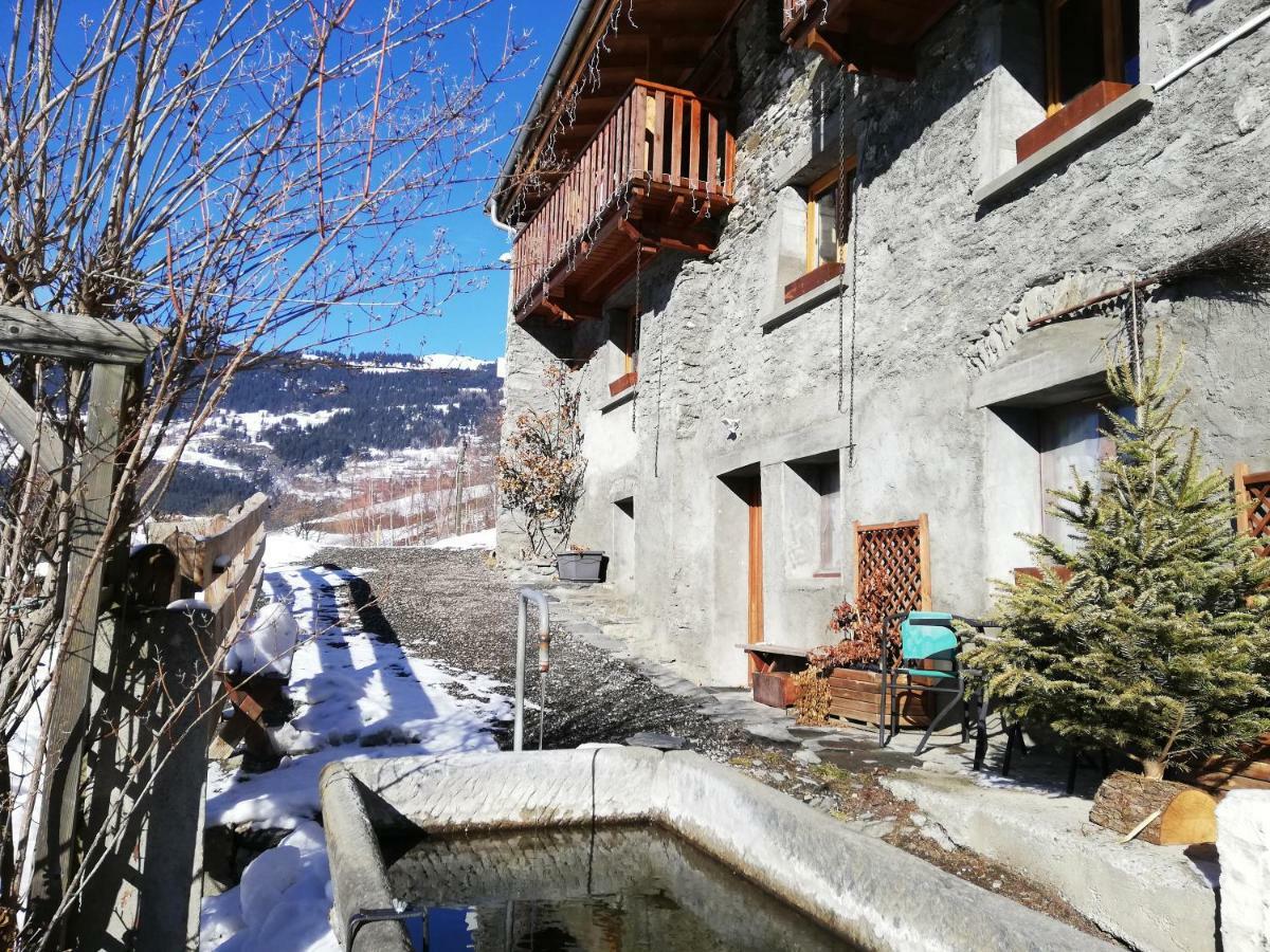 Appartamento Les Balcons Du Molliebon Séez Esterno foto